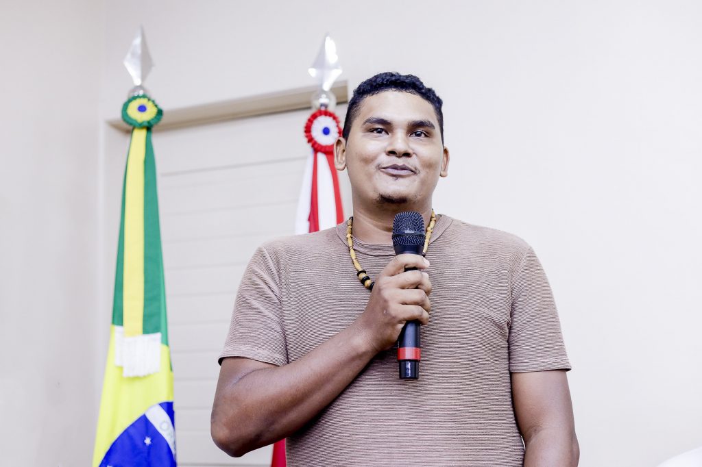 Fotografia do coordenador da Associação dos Discentes Quilombolas da UFPA, Gustavo Cardoso.